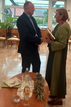 ZGODBE O LJUDEH IN KNJIGAH