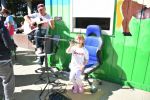 Mikrofon je prevzela Evelyn in bila je odlična pevka…